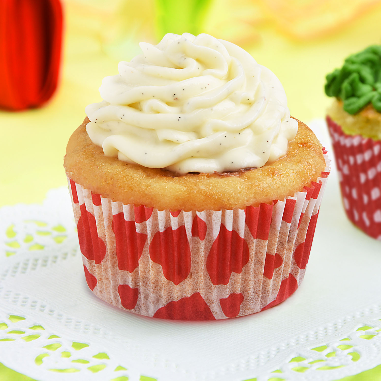 Gebäckkapsel (PAP) Herzen 50 x 30 mm - 40 Stück