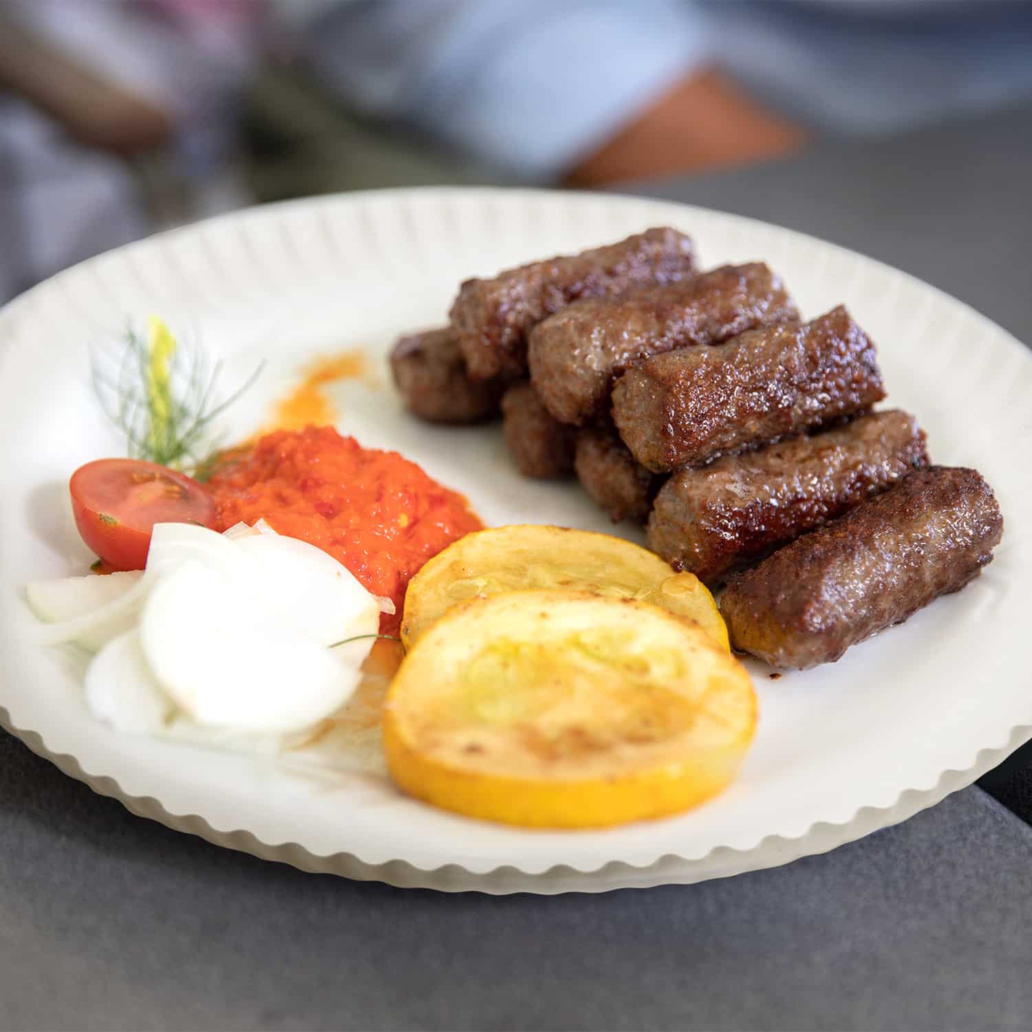 Pappteller tief weiß 24cm - 50 Stück