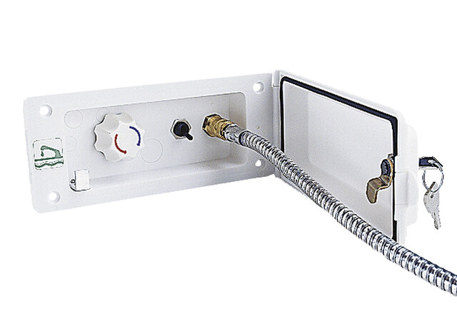 Reich Versorgungsklappe für Warmwasser