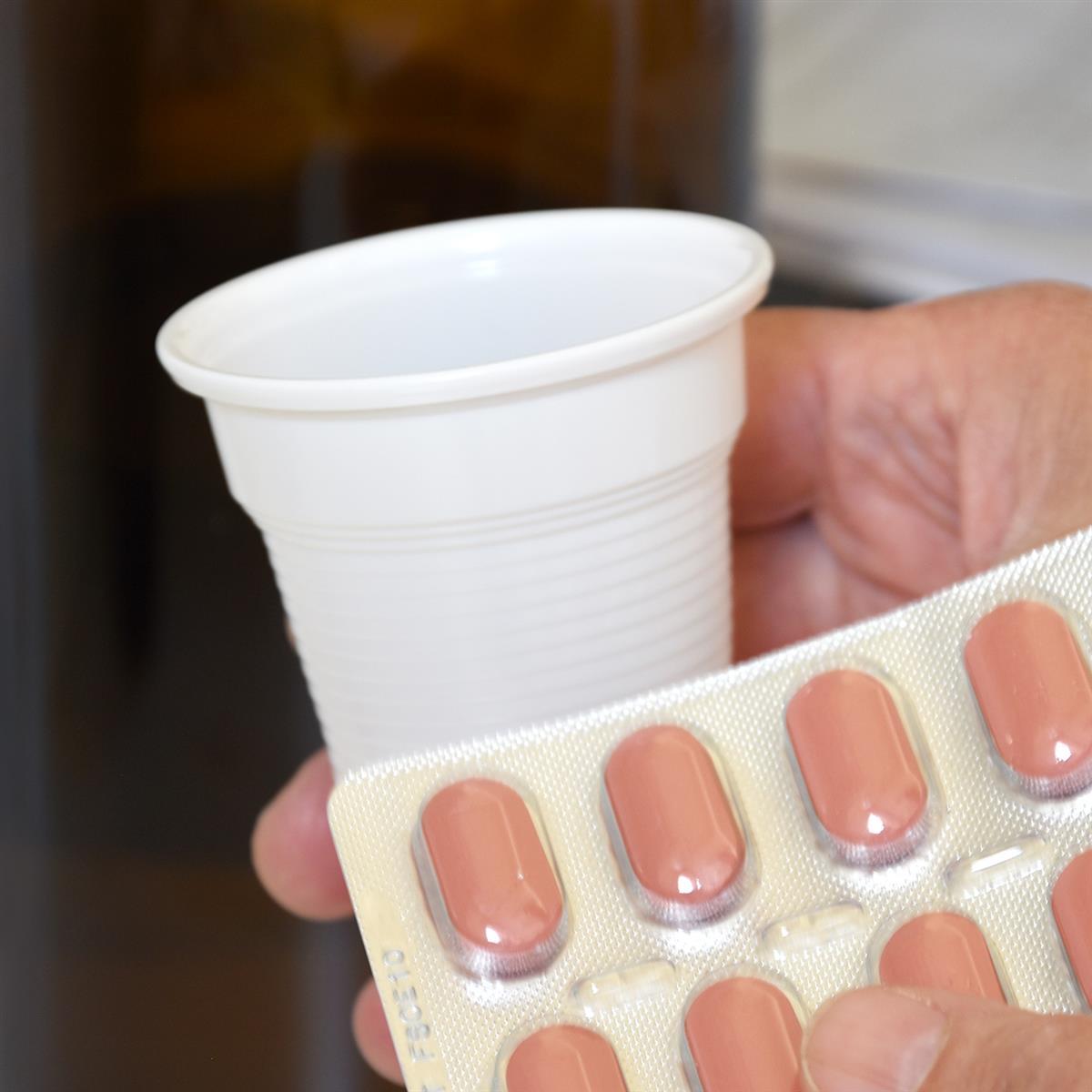 Trinkbecher (PP) weiß 57mm 100ml - 100 Stück