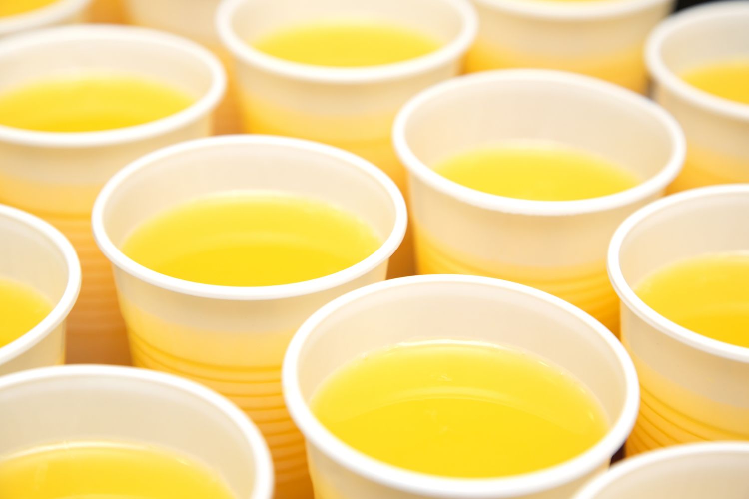 Trinkbecher (PP) weiß 57mm 80ml - 100 Stück