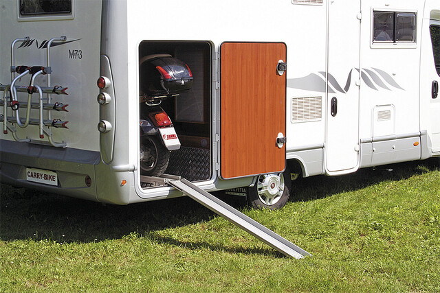 Fiamma Carry-Moto Pro Auffahrschiene für Heckgaragen